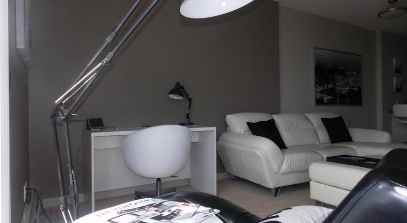 Fastlane In Rouleau Condo Calgary