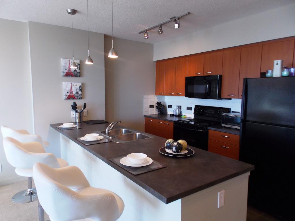 Condo Fastlane In Rouleau