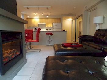 Condo Fastlane In Rouleau *