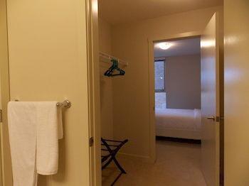Fastlane In Rouleau Condo *