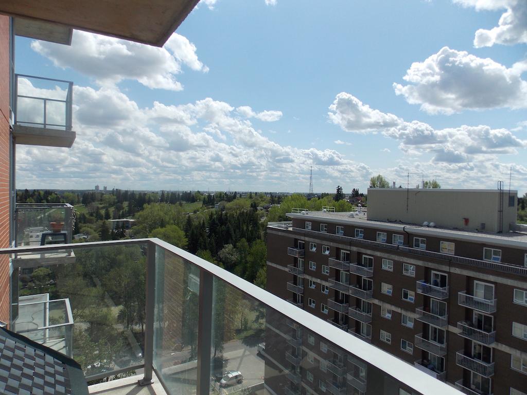 Fastlane In Rouleau Condo
