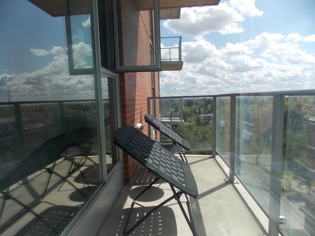 Condo Fastlane In Rouleau Calgary